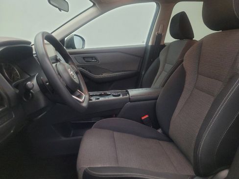 Used 2021 Nissan Rogue S image 17