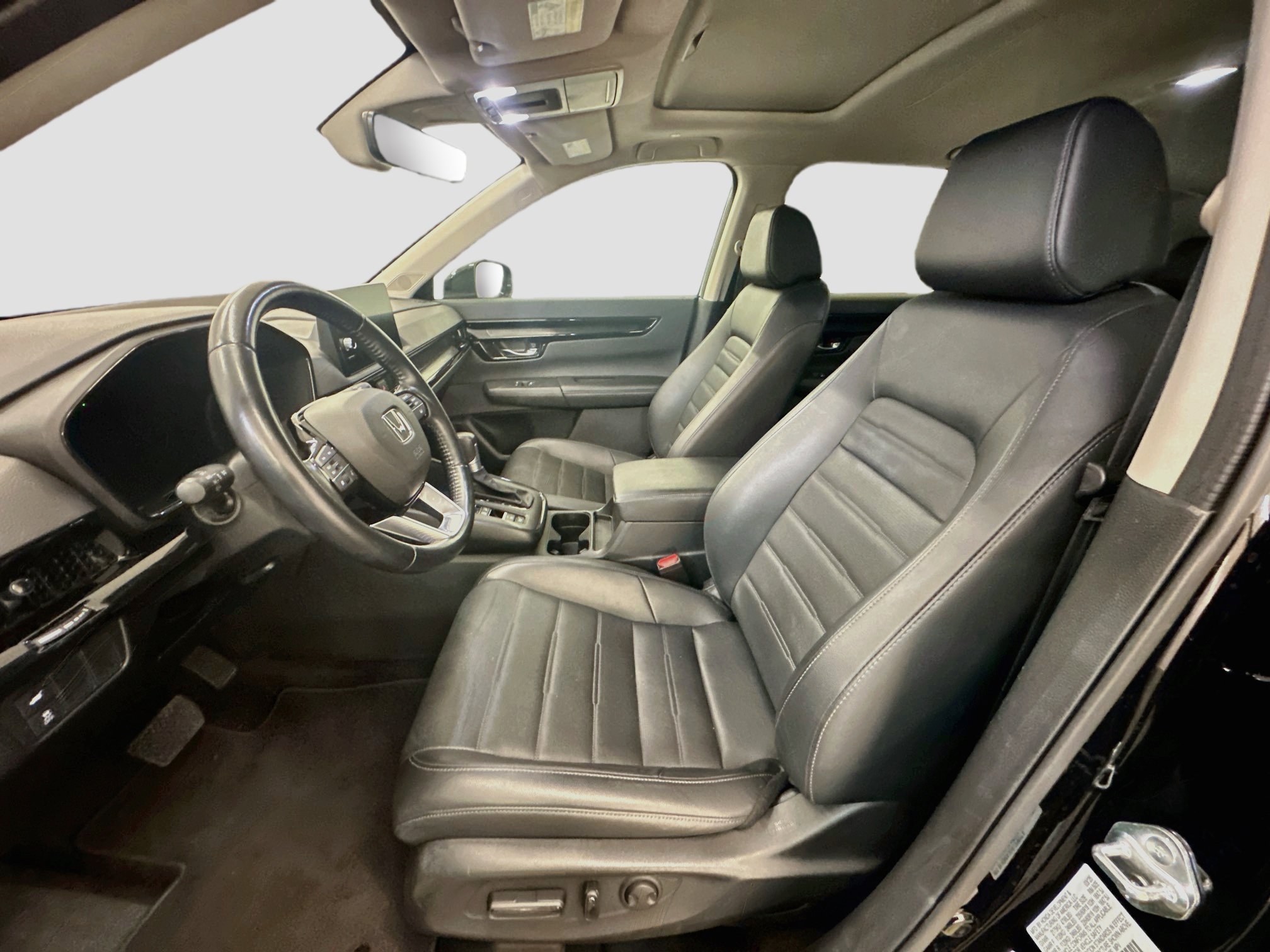 Used 2025 Honda CR-V EX-L image 13