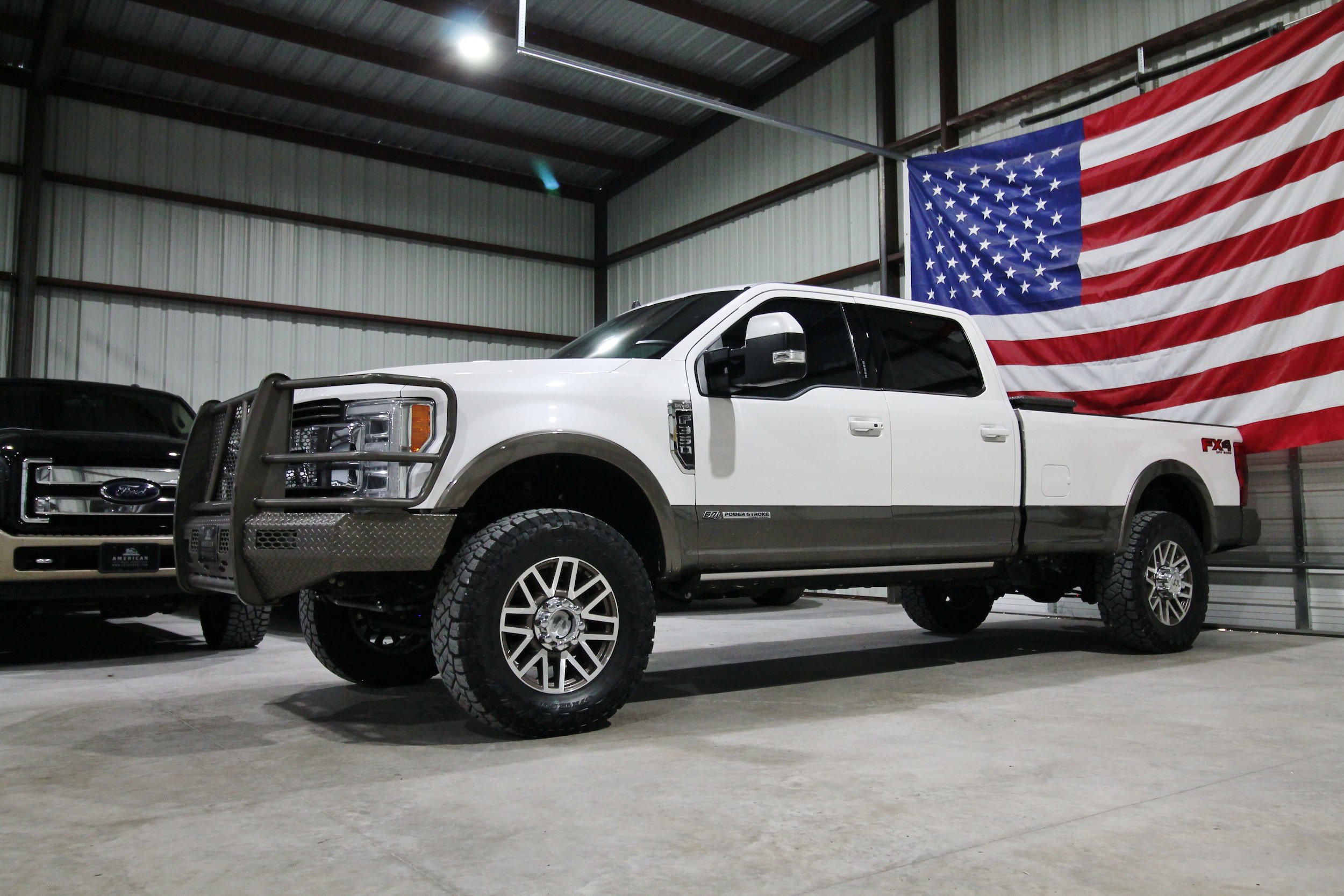 Used 2019 Ford F350 King Ranch w/ King Ranch Ultimate Package AWD/4WD image 1