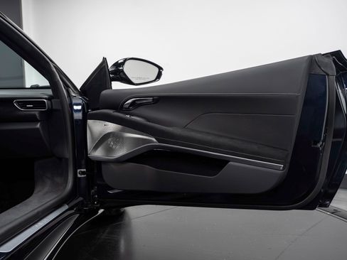 New 2025 Lotus Emira image 38