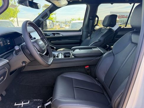 New 2026 Jeep Grand Wagoneer L Limited image 13