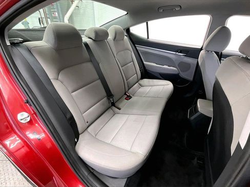 Used 2018 Hyundai Elantra SEL image 26