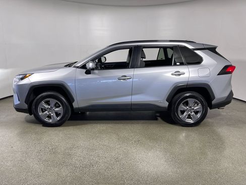 Certified 2024 Toyota RAV4 XLE AWD/4WD image 6