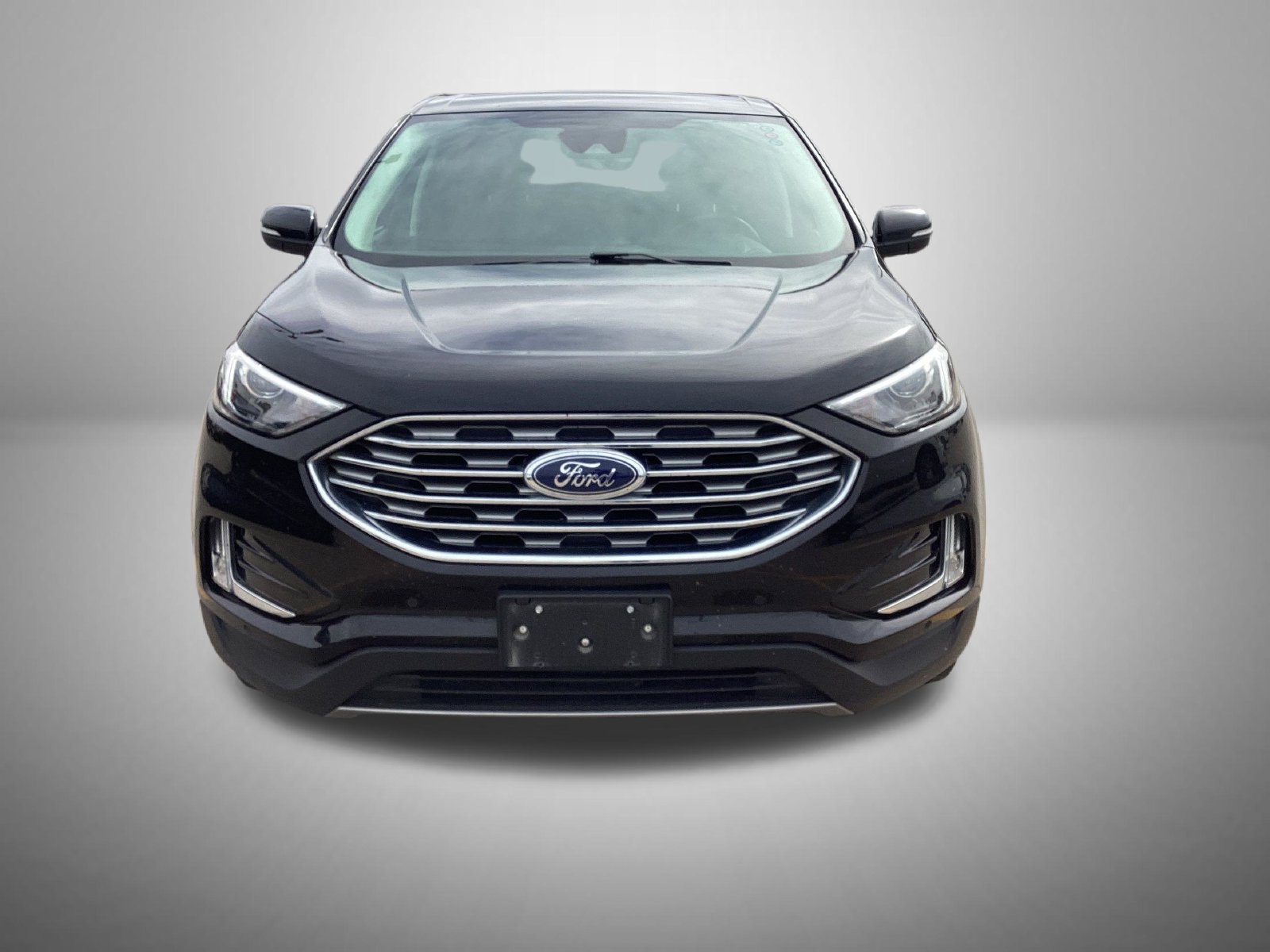 Used 2024 Ford Edge Titanium AWD/4WD image 2