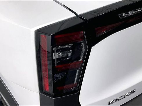 New 2026 Nissan Kicks SR w/ Cold Weather Package image 35