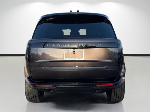 New 2026 Land Rover Range Rover SE image 4