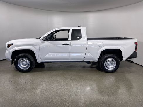 Certified 2025 Toyota Tacoma SR w/ SR Upgrade Package RWD image 6