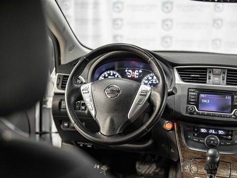 Used 2015 Nissan Sentra SL image 35