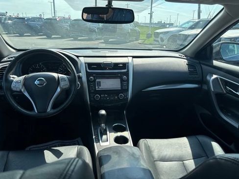 Used 2015 Nissan Altima 2.5 SL w/ Technology Package FWD image 14