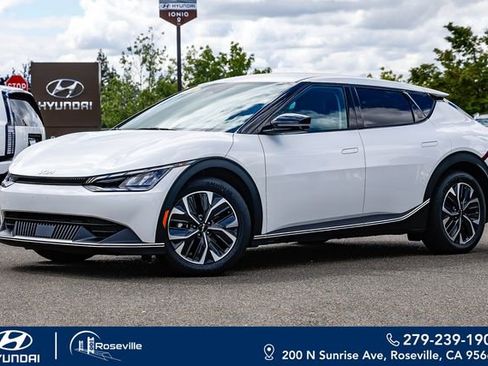 Used 2024 Kia EV6 Light RWD image 1