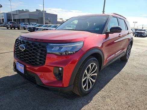 New 2026 Ford Explorer ST-Line image 4