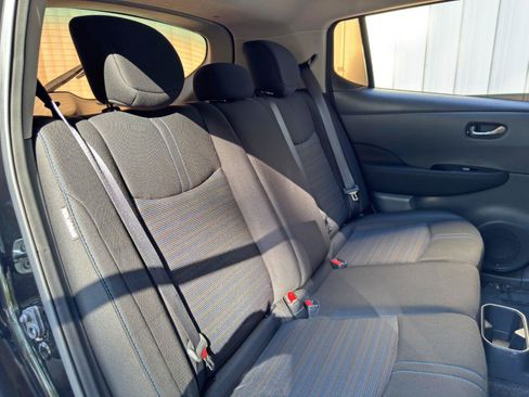 Used 2025 Nissan Leaf SV Plus FWD image 33
