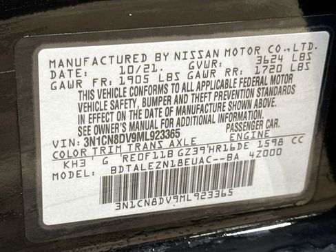 Used 2021 Nissan Versa S FWD image 27
