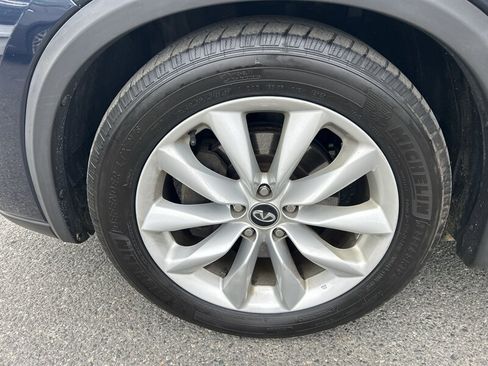 Used 2019 INFINITI QX50 Essential w/ Proactive Package AWD/4WD image 7