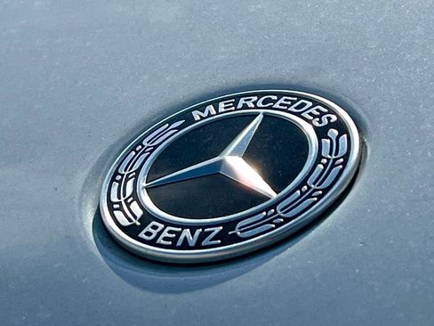 Certified 2021 Mercedes-Benz GLB 35 AMG 4MATIC image 13