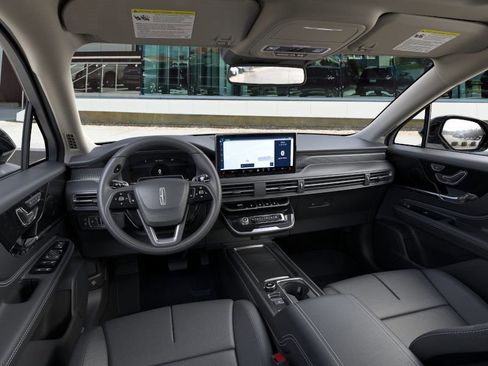 New 2026 Lincoln Corsair Grand Touring image 9