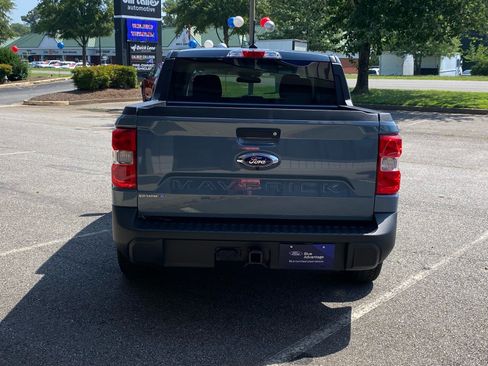 Certified 2024 Ford Maverick XLT w/ XLT Luxury Package AWD/4WD image 4