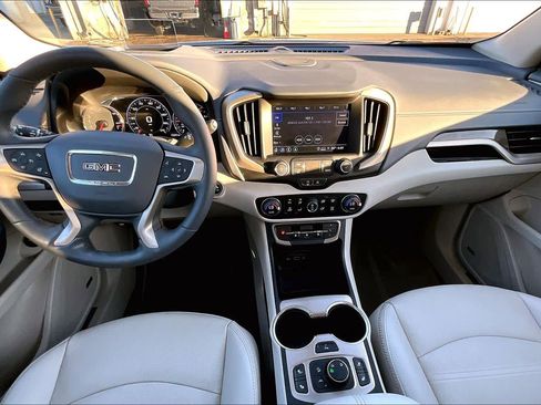 Used 2023 GMC Terrain Denali image 16