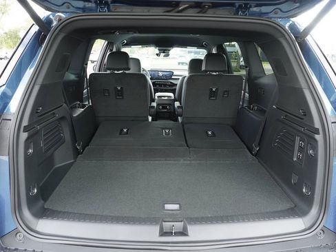 New 2026 Buick Enclave Preferred w/ Power Package FWD image 9