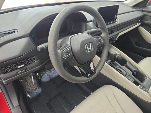 Used 2023 Honda Accord EX image 15