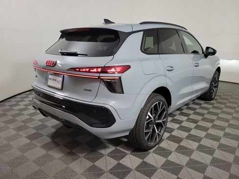 New 2026 Audi Q3 quattro 2.0T image 6