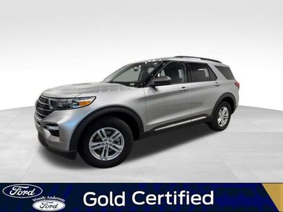 Certified 2024 Ford Explorer XLT w/ Equipment Group 202A