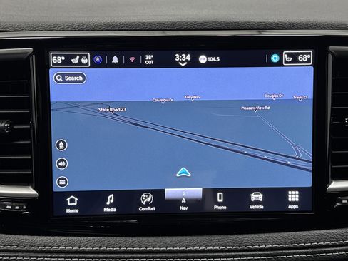New 2026 Chrysler Pacifica Select AWD/4WD image 9