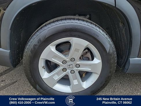 Used 2023 Honda Pilot LX image 19