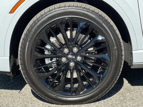 Used 2025 Lincoln Corsair Grand Touring w/ Equipment Group 301A image 27