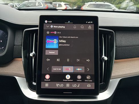 Certified 2026 Volvo XC90 B6 Plus AWD/4WD image 25