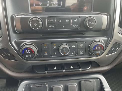Used 2018 Chevrolet Silverado 1500 LT w/ All Star Edition AWD/4WD image 30