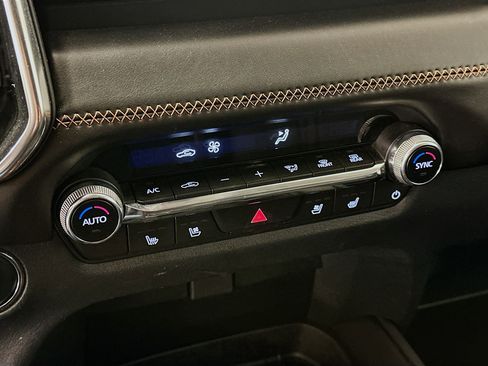 Used 2025 MAZDA CX-50 AWD 2.5 S w/ Premium Plus Pkg image 24