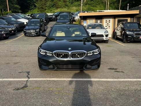 Used 2019 BMW 330i xDrive Sedan w/ Premium Package image 2