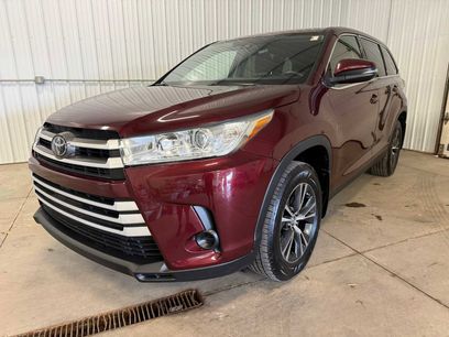 Used 2019 Toyota Highlander LE