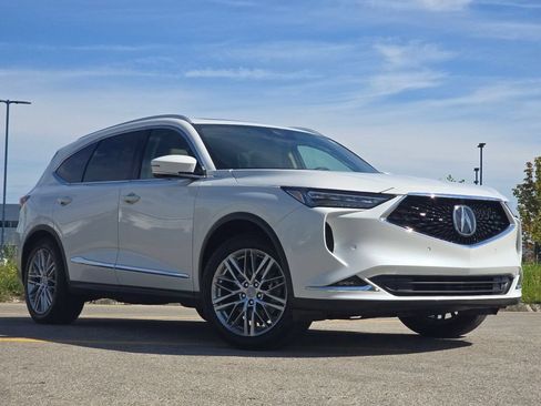 Used 2023 Acura MDX SH-AWD w/ Advance Package image 2