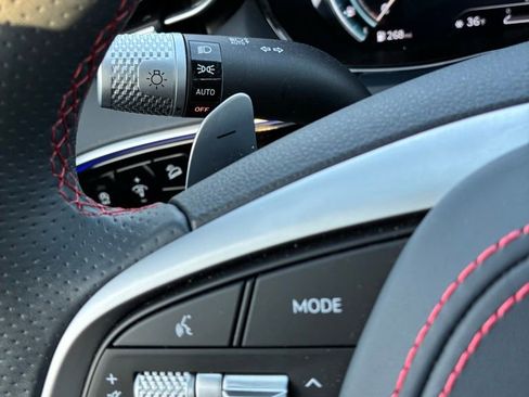 Used 2025 Genesis GV70 3.5T Sport w/ Sport Prestige Package image 28