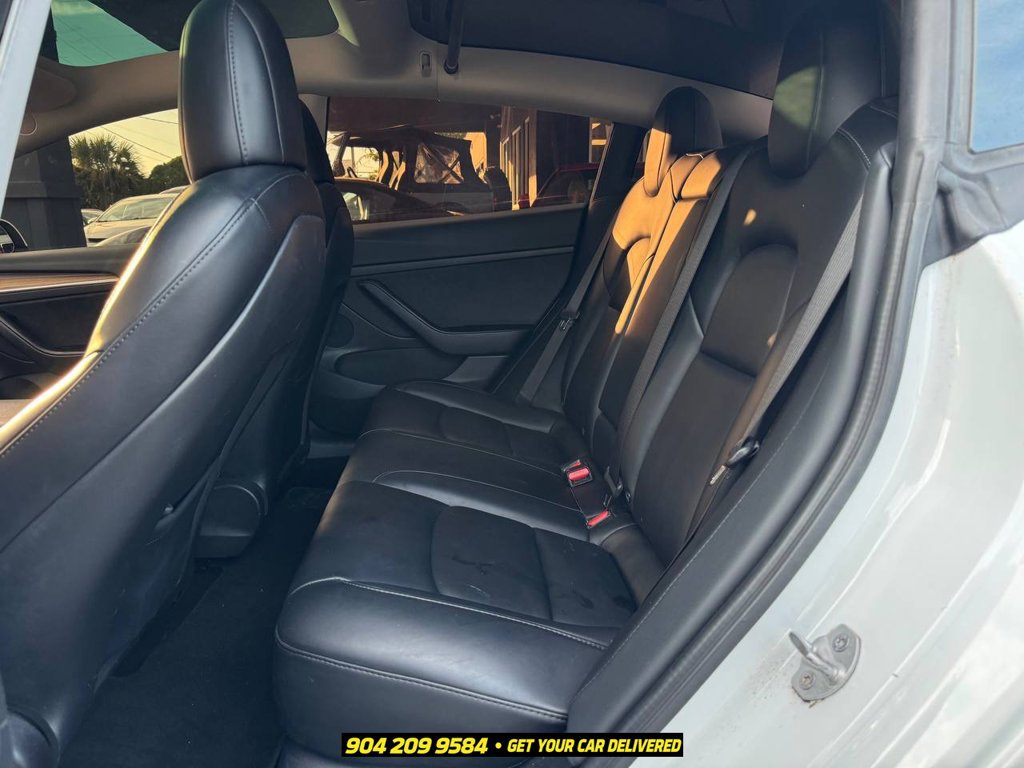 Used 2021 Tesla Model 3 Performance AWD/4WD image 25
