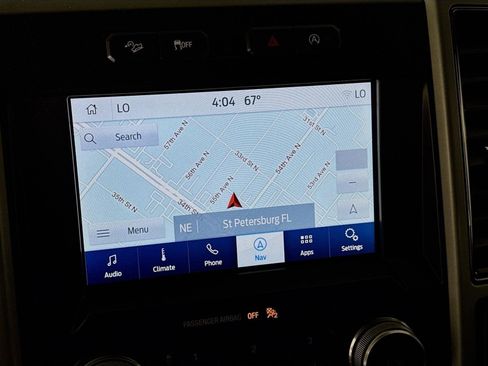 Used 2019 Ford F150 Lariat w/ Equipment Group 502A Luxury AWD/4WD image 15