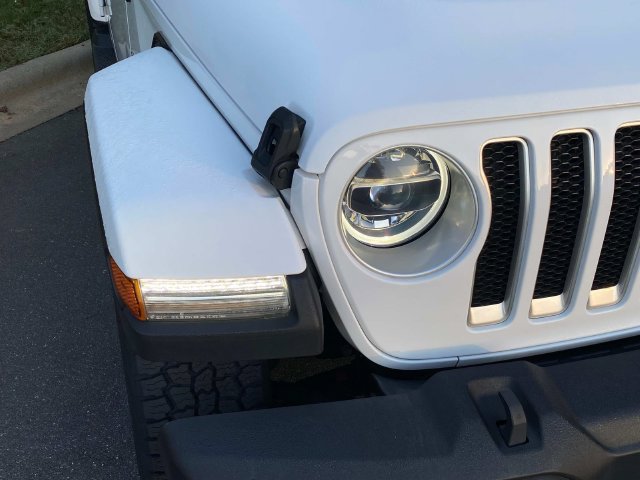 Used 2022 Jeep Wrangler Unlimited Sahara w/ LED Lighting Group AWD/4WD image 4
