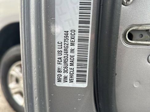 Used 2024 RAM 2500 Big Horn image 30