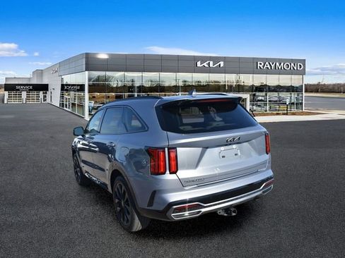 Used 2023 Kia Sorento SX FWD image 5