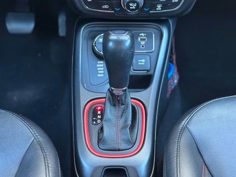 Used 2020 Jeep Compass Trailhawk image 21