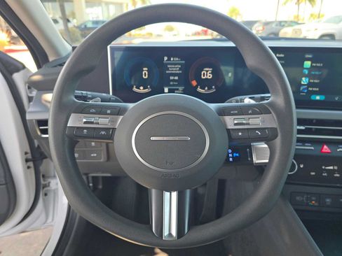 Used 2025 Hyundai Sonata SEL FWD image 22