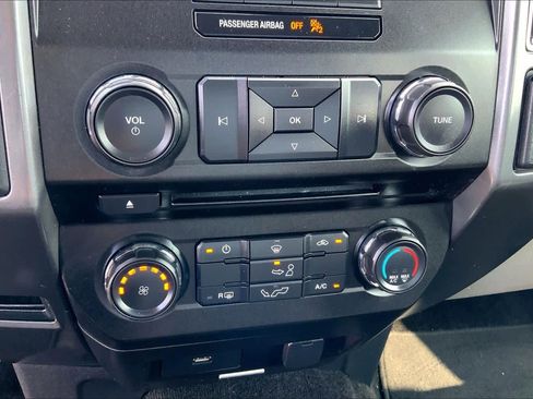 Certified 2018 Ford F150 XLT w/ Equipment Group 301A Mid RWD image 30