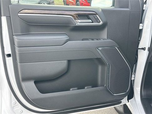 New 2026 GMC Sierra 1500 Elevation w/ LPO, Elevation Black Package image 19