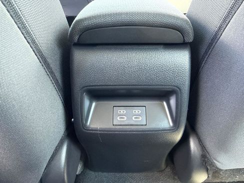 Used 2024 Toyota Corolla LE FWD image 25