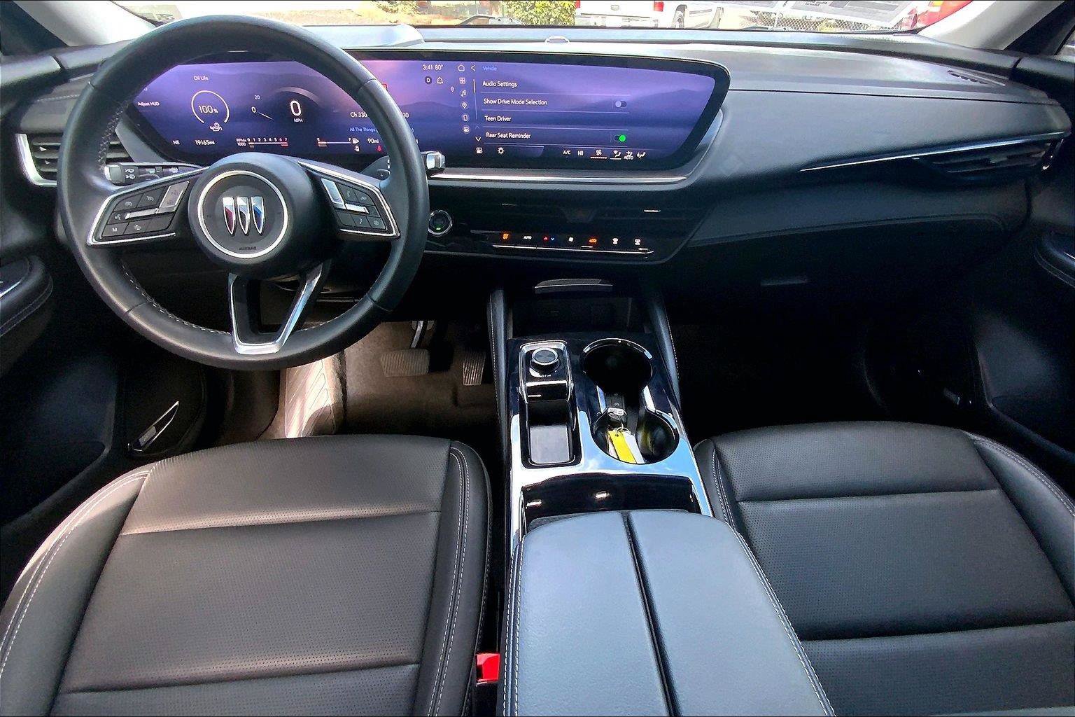 Used 2025 Buick Envision Preferred AWD/4WD image 15