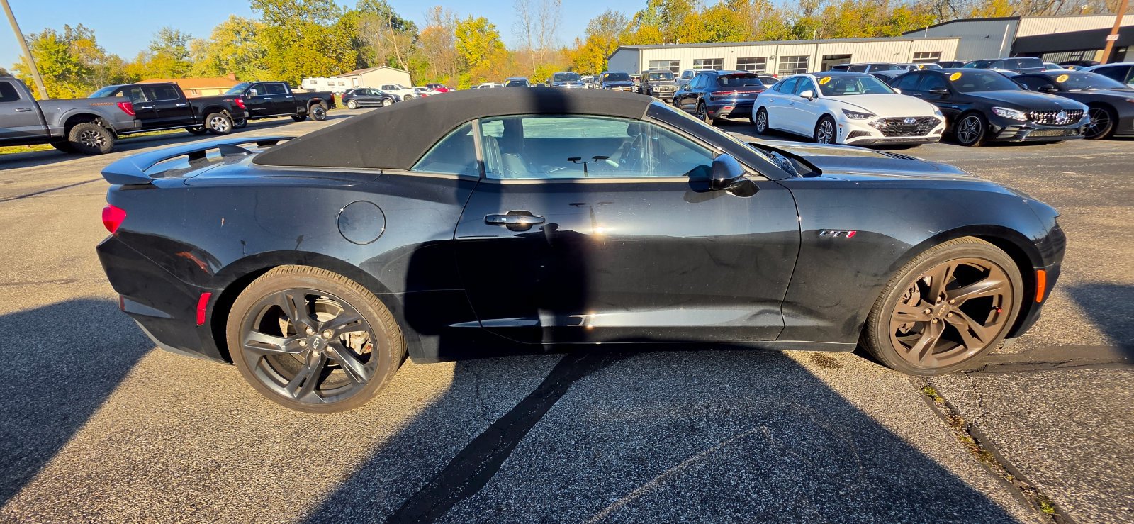 Used 2020 Chevrolet Camaro LT RWD image 4