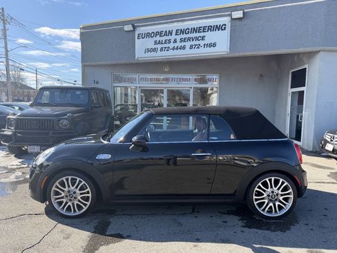 Used 2016 MINI Cooper S image 4