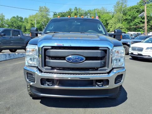 Used 2015 Ford F250 XL w/ Power Equipment Group AWD/4WD image 14